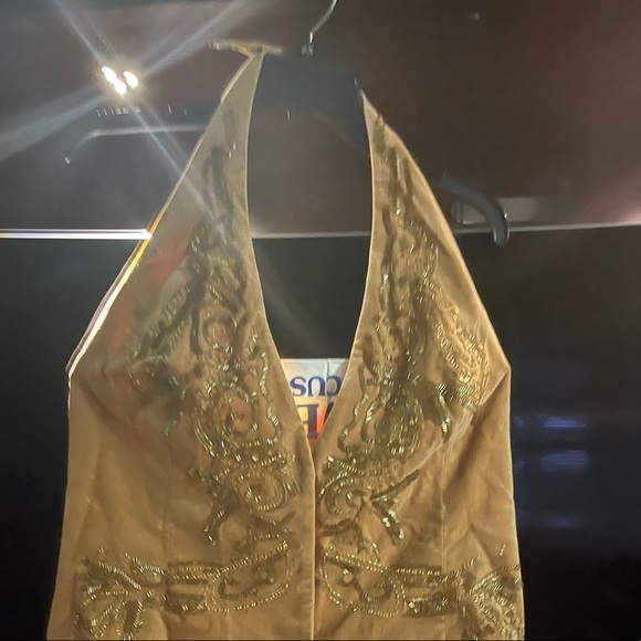 Vest - Picture 2 of 3